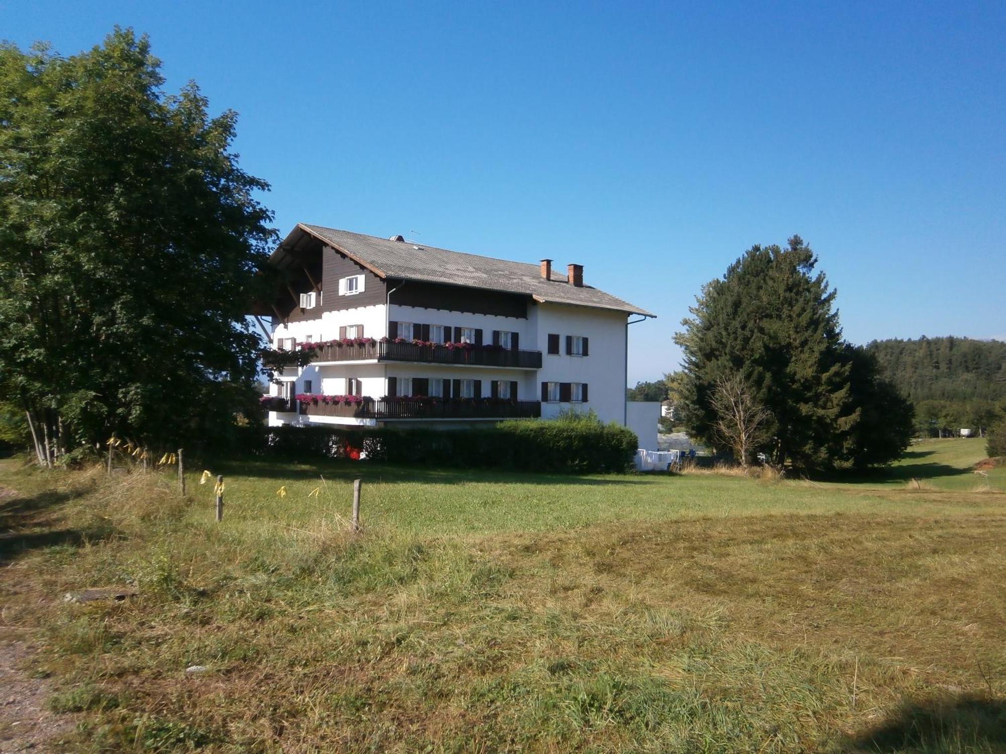 Hotel Due Pini Baselga di Pine Exterior photo